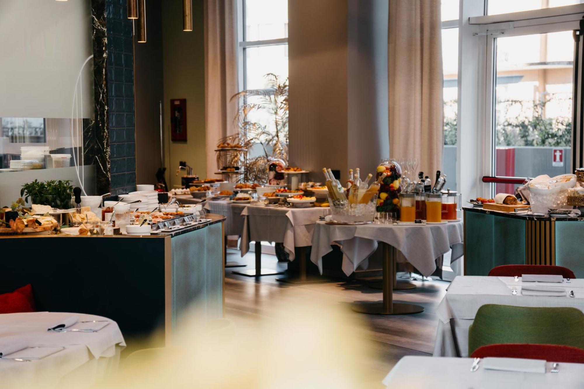 J44 Lifestyle Hotel Lido di Jesolo Eksteriør billede